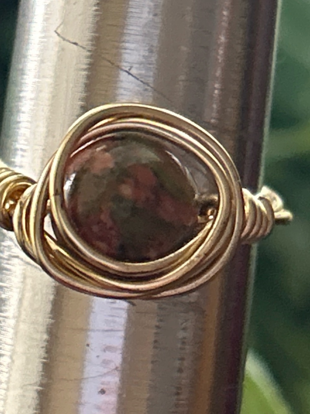 💍 Handcrafted unakite gold tone copper wire wrapped crystal ring size 6 - Picture 1 of 4